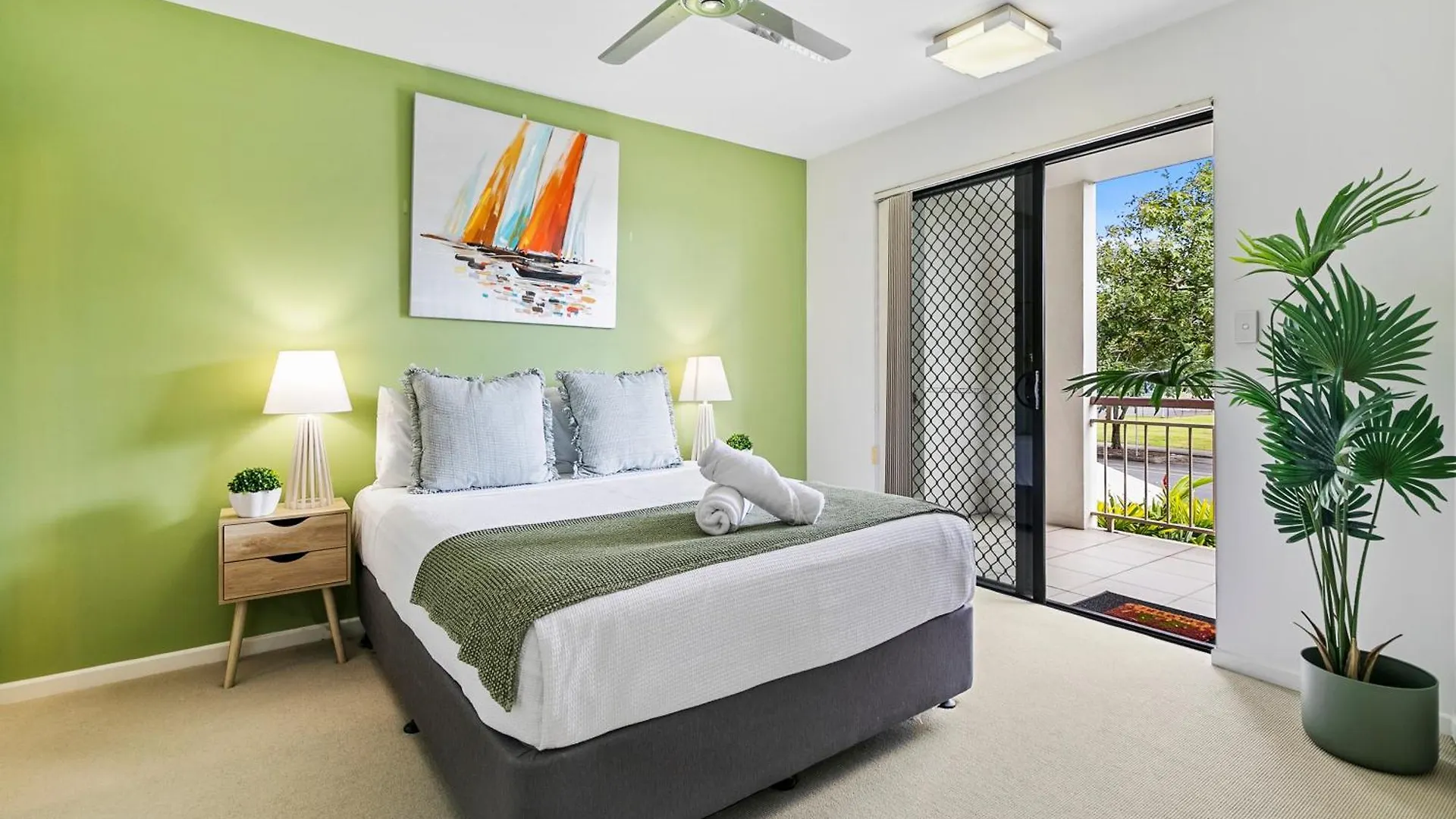 Traveller Jam Close To City, Airport And Esplanade Cairns Apartment